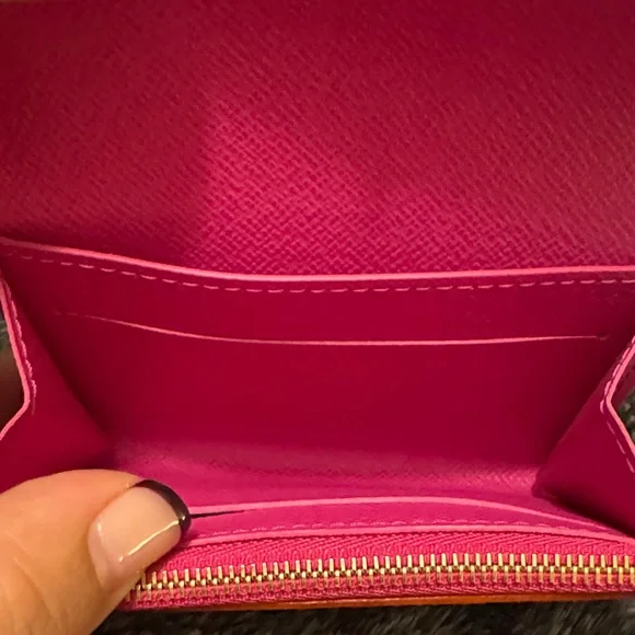 NWT LV and TM White Multicolor Rosalie wallet 2026!! - Picture 6 of 6